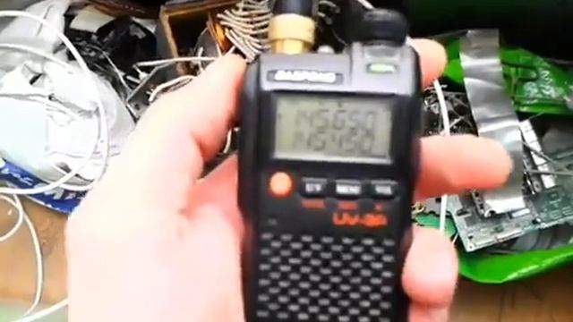 Демонстрация самодельной телескопической антенны на 2м и 70см смотреть онлайн