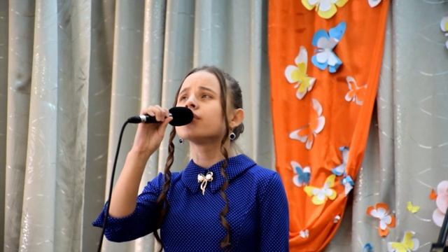 Праздник Весны "Поговорим о женщине" 95.03.2019. смотреть онлайн