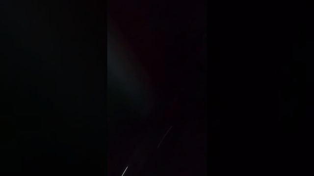 В подъезде мигает свет. Страшно? смотреть онлайн