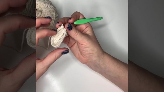 МК куклы крючком. смотреть онлайн