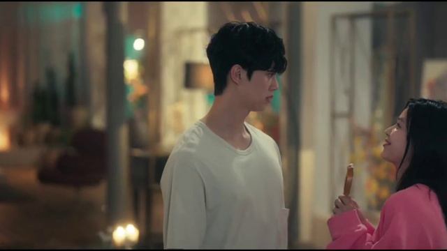 Sun-oh goes to Yuk Jo for comfort || Love Alarm S2 Episode 2 смотреть онлайн