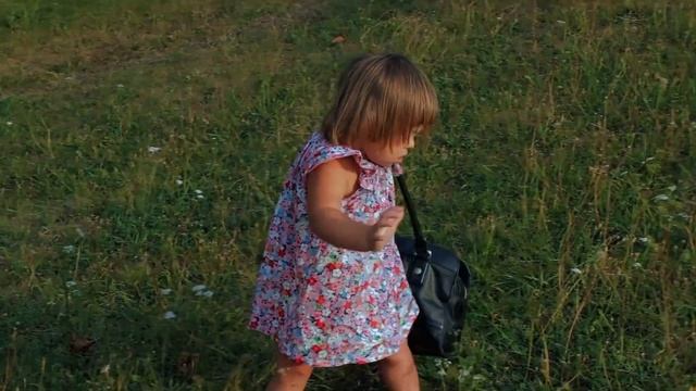 Про ходьбу и двигательное развитие в 2 года смотреть онлайн