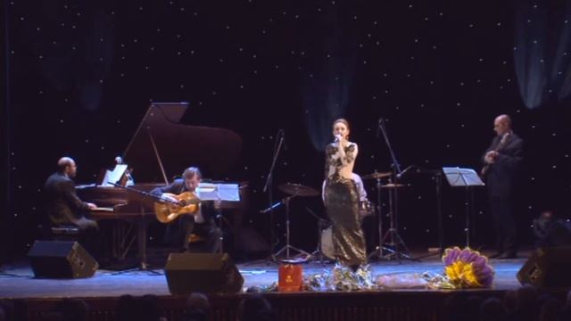 Наталья Орлова - Зеленые поляны (авторская песня) смотреть онлайн