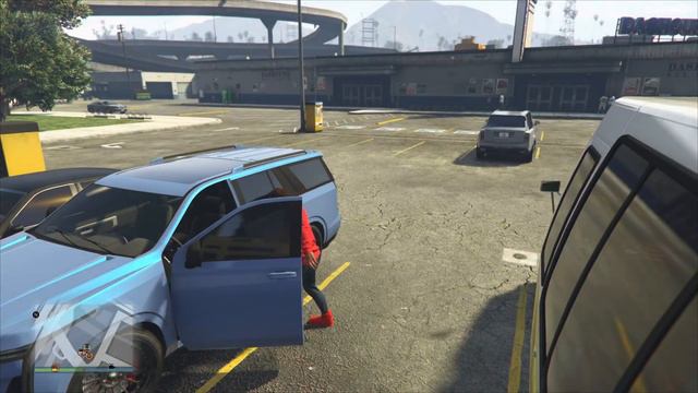 GTA 5 Picking up my new Cavalcade XL Cruising/pulls смотреть онлайн
