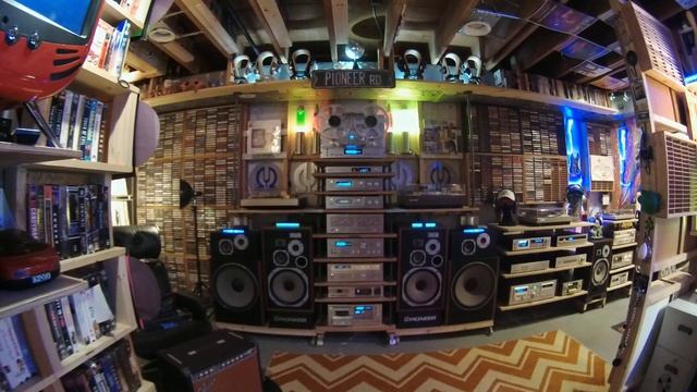 Pioneer Silver Series + Zoom Q8 Sound Test - CT-F1250 & Candy Apple Blue - Dancing in the Shadows смотреть онлайн