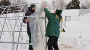 Крепление плёнки к теплице "Универсал" от компании "Воля" Плёнка "Светлица"