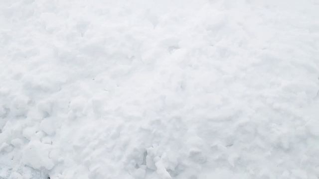 Накидывать СНЕГ в теплицу зимой или нет? КОГДА и КАК это лучше делать? смотреть онлайн