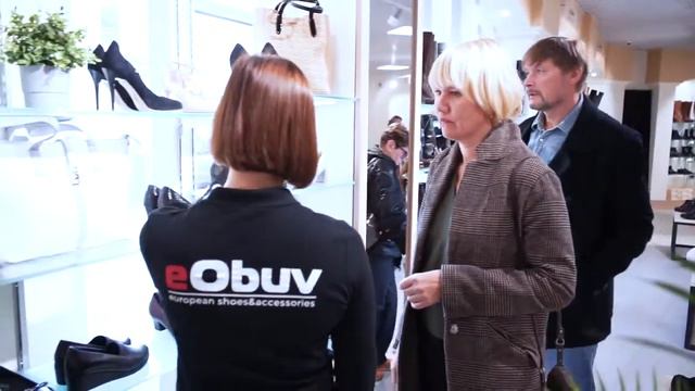 Праздничное открытие магазина обуви смотреть онлайн