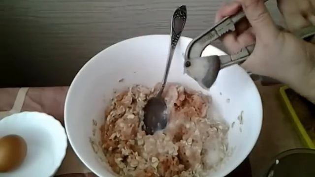 РЫБНЫЕ КОТЛЕТЫ с овсяными хлопьями.Быстро и вкусно смотреть онлайн
