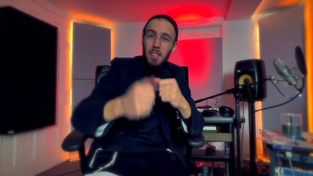 Is this how to become an artist now? 🎨🎥 Art documentary Part 1 смотреть онлайн