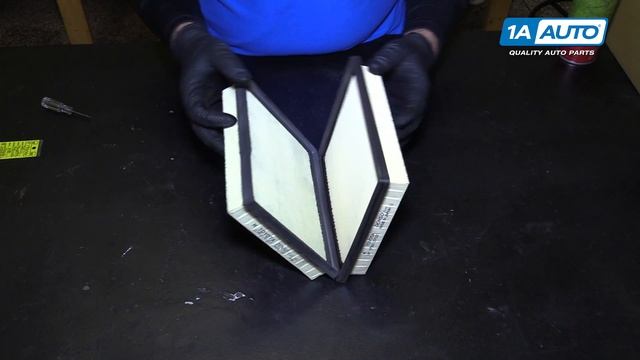 How to Replace Engine Air Filter 11-15 Toyota Prius смотреть онлайн