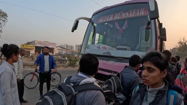 Hindistan Yataklı Otobüs Maceram (Babürler Afganmış...) 🇮🇳 ~565 смотреть онлайн