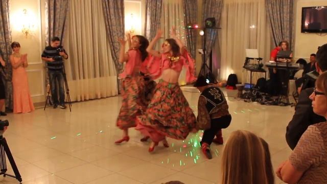 ПЛАЙ - Профессиональный танцевальный коллектив!!!цыганский танец!-тел.077789558 смотреть онлайн