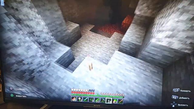 майнкрафт . загоняем в загон овец, коров и всяких прочих. Minecraft смотреть онлайн