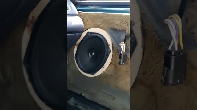 Прослушка Morel Maximo Coax 6x9 ч2 смотреть онлайн