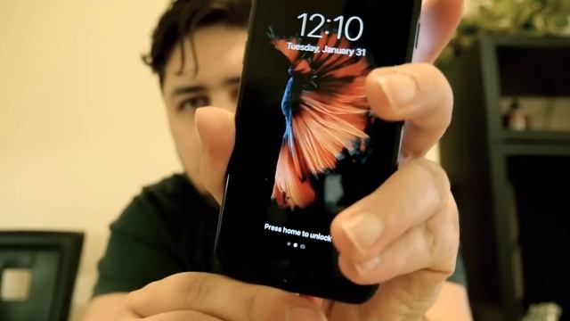 Glowing Apple Logo on iPhone 7 - Worse Idea Ever! смотреть онлайн