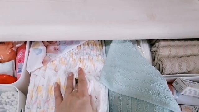 Первые покупки для новорожденных. Часть 1. Аптечка, одежда, уходовые средства и многое другое... смотреть онлайн