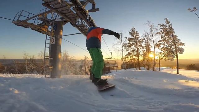 Не дожидаясь открытия ЦАО Евразия взорвали пухляк 20 ноября смотреть онлайн