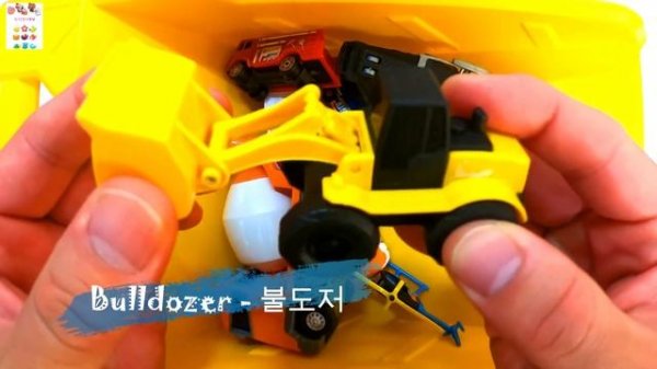 Learn Police Car Ambulance Fire Truck name English Korean. 중장비, 경찰차, 소방차, 구급차, 탈것 이름 배우기 영어!!