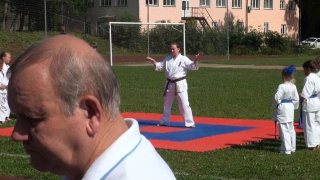 Клуб каратэ г. Котельнича в День физкультурника 11.08.2018 г. смотреть онлайн
