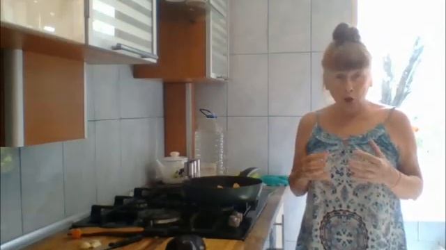 КАРТОШКА С БАКЛАЖАНОМ И КУРИНОЙ ГРУДКОЙ смотреть онлайн