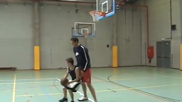 hoopsquad 1on1 against van den spiegel смотреть онлайн