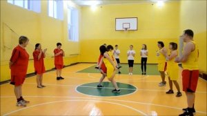 Марийская игра "Бой петухов"