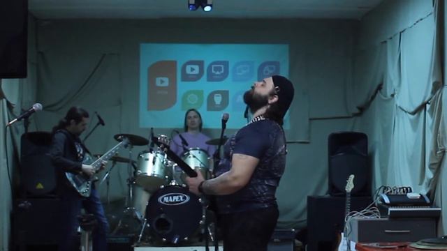 NOT A MASTER - Падаю (отрывок) смотреть онлайн