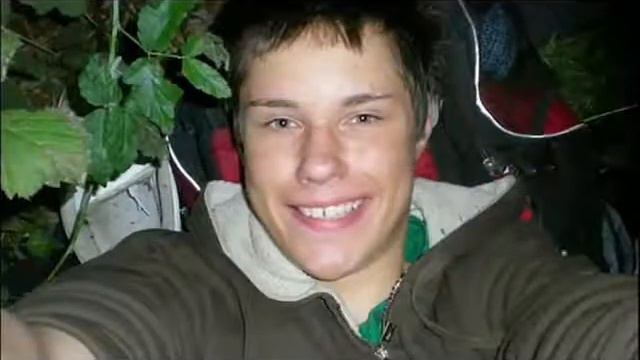 Colton Harris -Moore Português Br смотреть онлайн