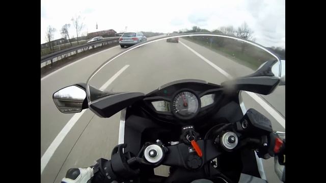 Honda VFR1200F - TOPSPEED Auf Autobahn
