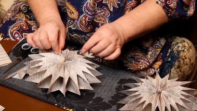 Как сделать объемную снежинку из бумаги своими руками смотреть онлайн