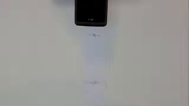 LG KP500. Падение на плитку с 30 см (2)325 смотреть онлайн