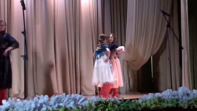 Серебряный бал в гимназии Святителя Василия Великого, 14 января 2015 года смотреть онлайн