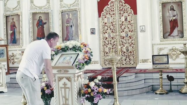 Преображение Господа Бога и Спаса нашего Иисуса Христа,храм Флора и Лавра смотреть онлайн
