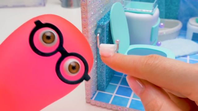 Собираем Миниатюрную Ванную и Спальню для Эльзы в Ледовом Стиле смотреть онлайн