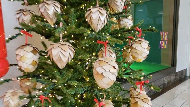 Обзор торгового центра в Америке. Торговый центр во время пандемии. Огромные магазины внутри центра