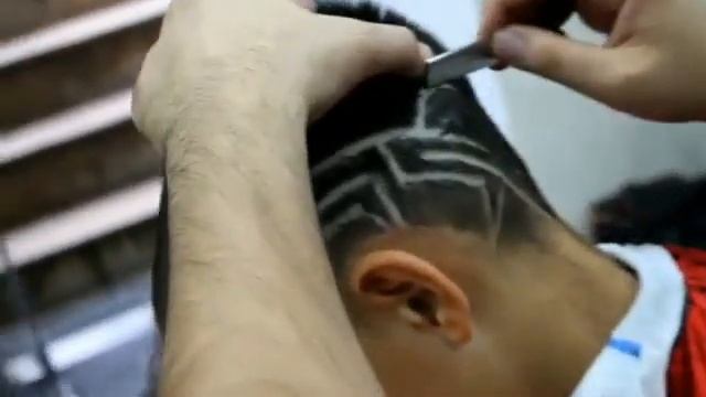 CHILDREN HAIRCUT AND TATTO / ДЕТСКАЯ СТРИЖКА И ТАТУИРОВКА смотреть онлайн