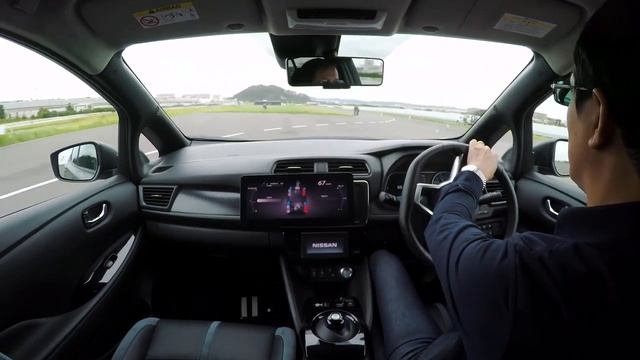 Nissan Leaf All Wheel Control Technology