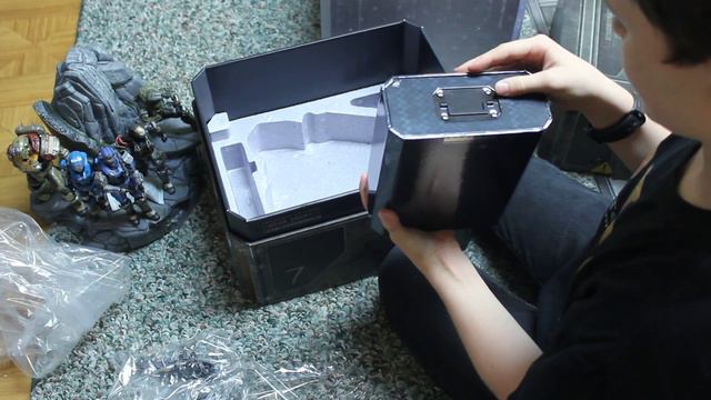 Halo Reach Legendary Edition Unboxing смотреть онлайн