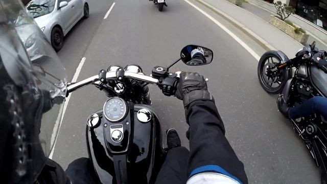 Курс вождения новых мотоциклов Harley Davidson смотреть онлайн