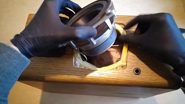 -Zerlegt- Brendle BL-30 Lautsprecher von innen смотреть онлайн