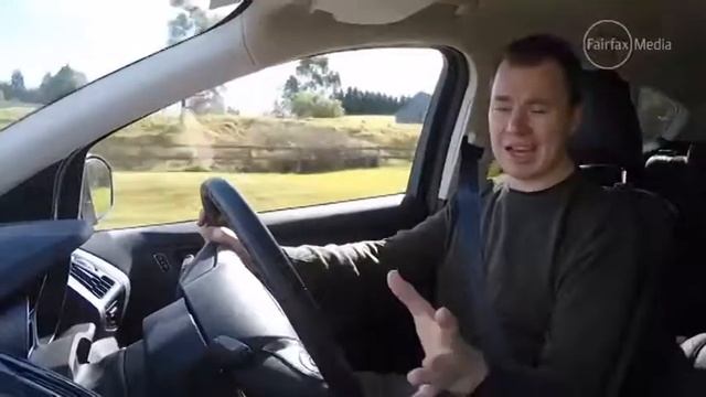 Hyundai Tucson v Mazda CX-5 v Ford Kuga v Mitsubishi Outlander comparison смотреть онлайн