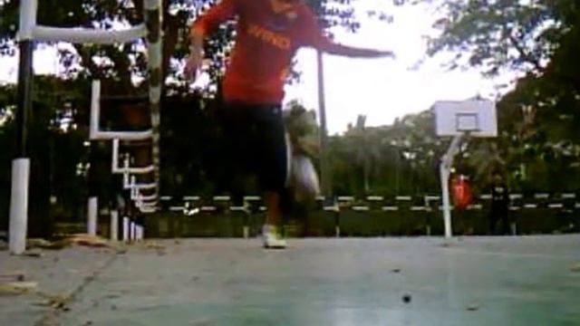 Freestyler Totti - Route to Dragon Stall смотреть онлайн