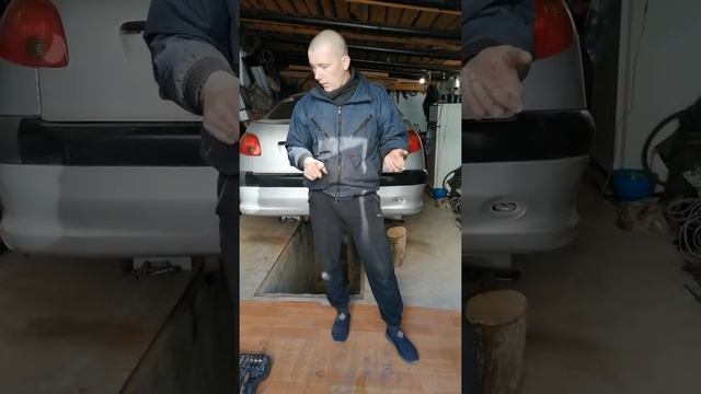 1. Начало разбора. Ремонт своими руками Peugeot 206, Citroen смотреть онлайн