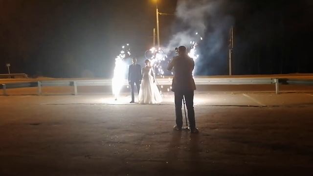 Пиротехнические холодные фонтаны феерверк салют пиродорожка воронеж смотреть онлайн