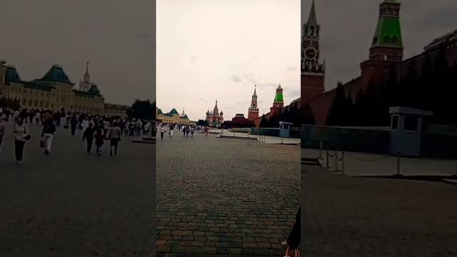 Прогулка По Красной Площади. смотреть онлайн