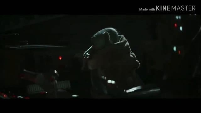 Baby Yoda(Бейби Йода)слушает Идущий к реке смотреть онлайн