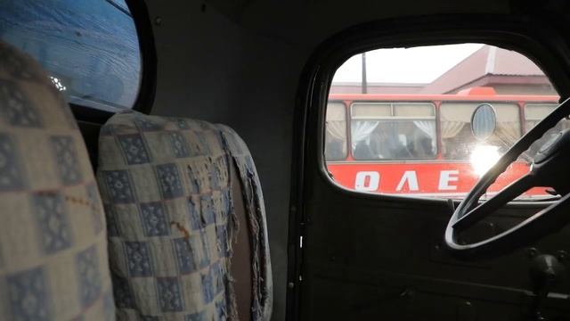 Тест грузовика Деда Мороза. ЗиЛ-164. Последний Захар. смотреть онлайн