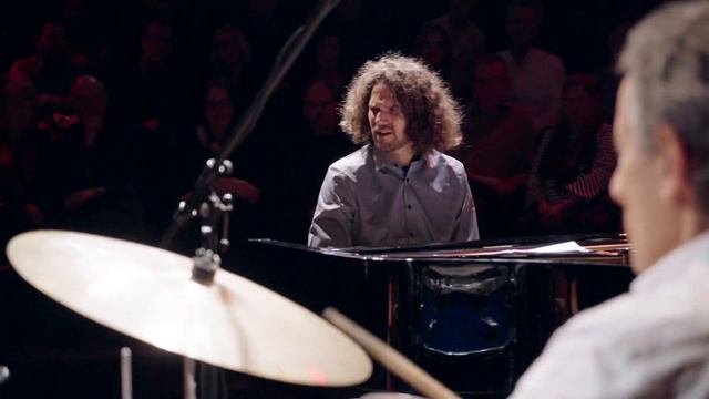 Karolina Strassmayer & Drori Mondlak - KLARO!, Call of the Forefathers смотреть онлайн