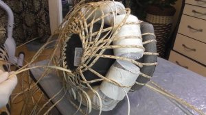 ПЛЕТУ ГОРШОЧЕК МЕТОДОМ ОСЬМИНОЖКИ.